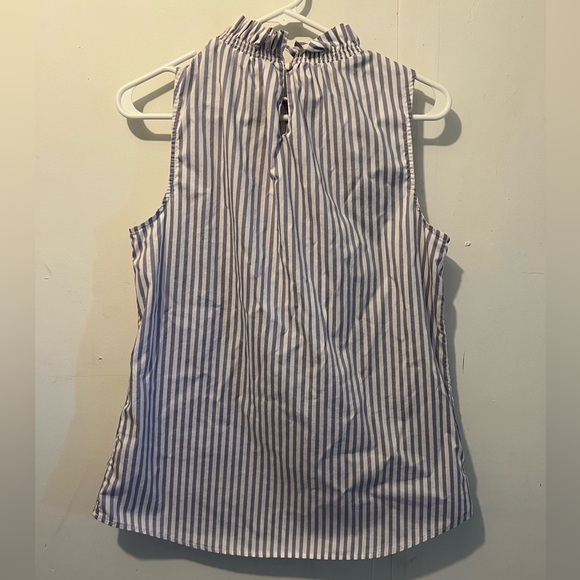 Banana Republic White & Lavender Blue Stripe Ruffle Neck Poplin Top Size Small - Picture 6 of 12